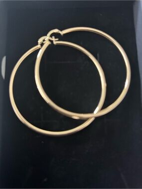 Classic Gold Hoop Earrings - Lightweight Everyday Hoops